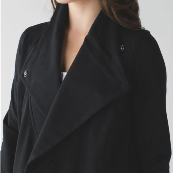 Lululemon Athletica That’s a Wrap Jacket - Picture 5 of 14